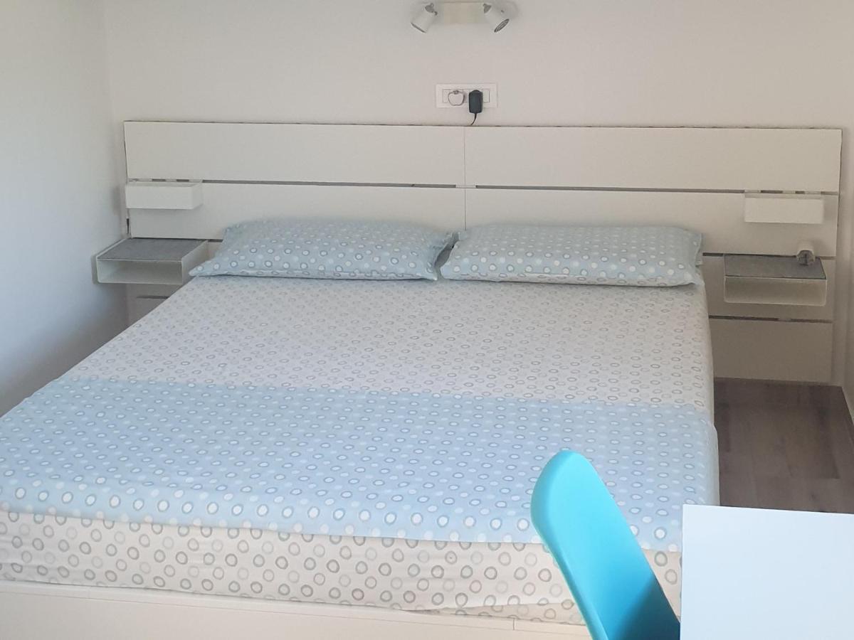 Apartment Mia 2 Banjol Zewnętrze zdjęcie